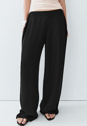 Massimo Dutti, STRAIGHT-LEG FLOWING PANTS - Bukser - black
