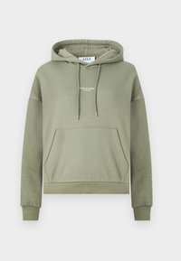 Groene hoodie met een kangaroo pocket, een verstelbare capuchon en geribbelde manchetten. Voorzien van een witte 'JJXX STUDIO' logo aan de voorkant. Zachte stoftextuur.