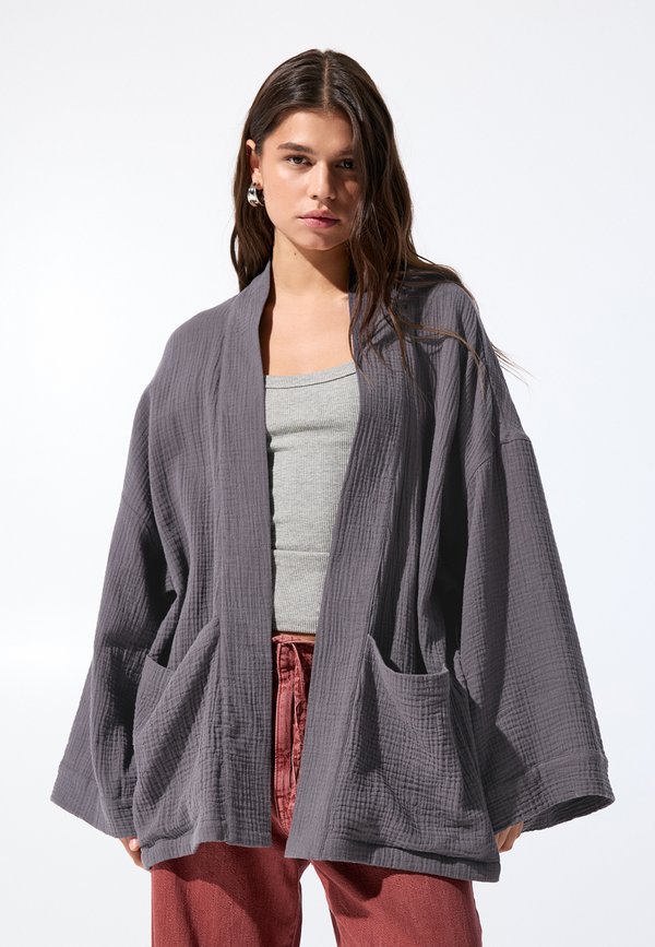FLOWING KIMONO - Leichte Jacke