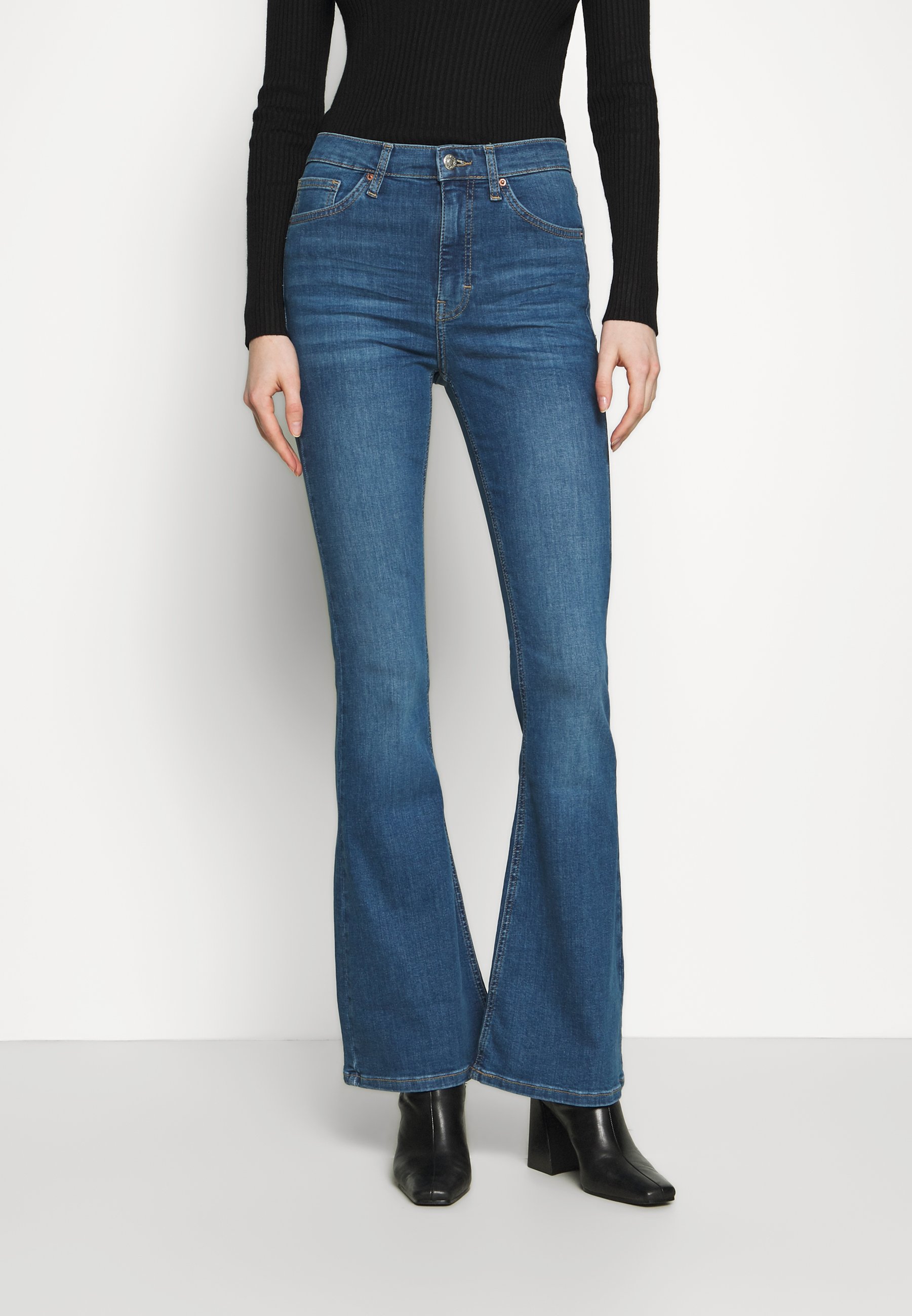 Topshop JAMIE FLARE - Flared Jeans 
