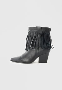 JOLLENE - Cowboy/biker ankle boot - black