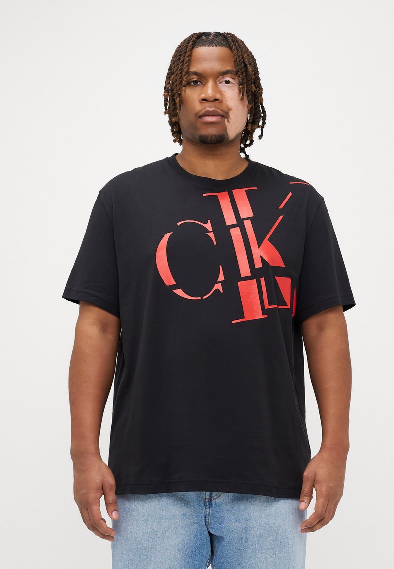 Calvin Klein Jeans SCATTERED LOGO TEE - Print T-shirt - black/red
