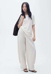 Mango LENU - Tricou basic - off-white
