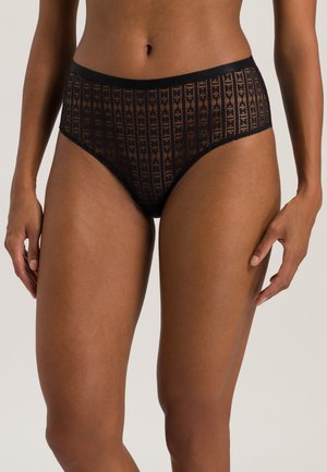 Zwarte kanten slip met een geometrisch patroon, sheer textuur en een gladde tailleband, die zorgt voor een nauwsluitend en comfortabel ontwerp.