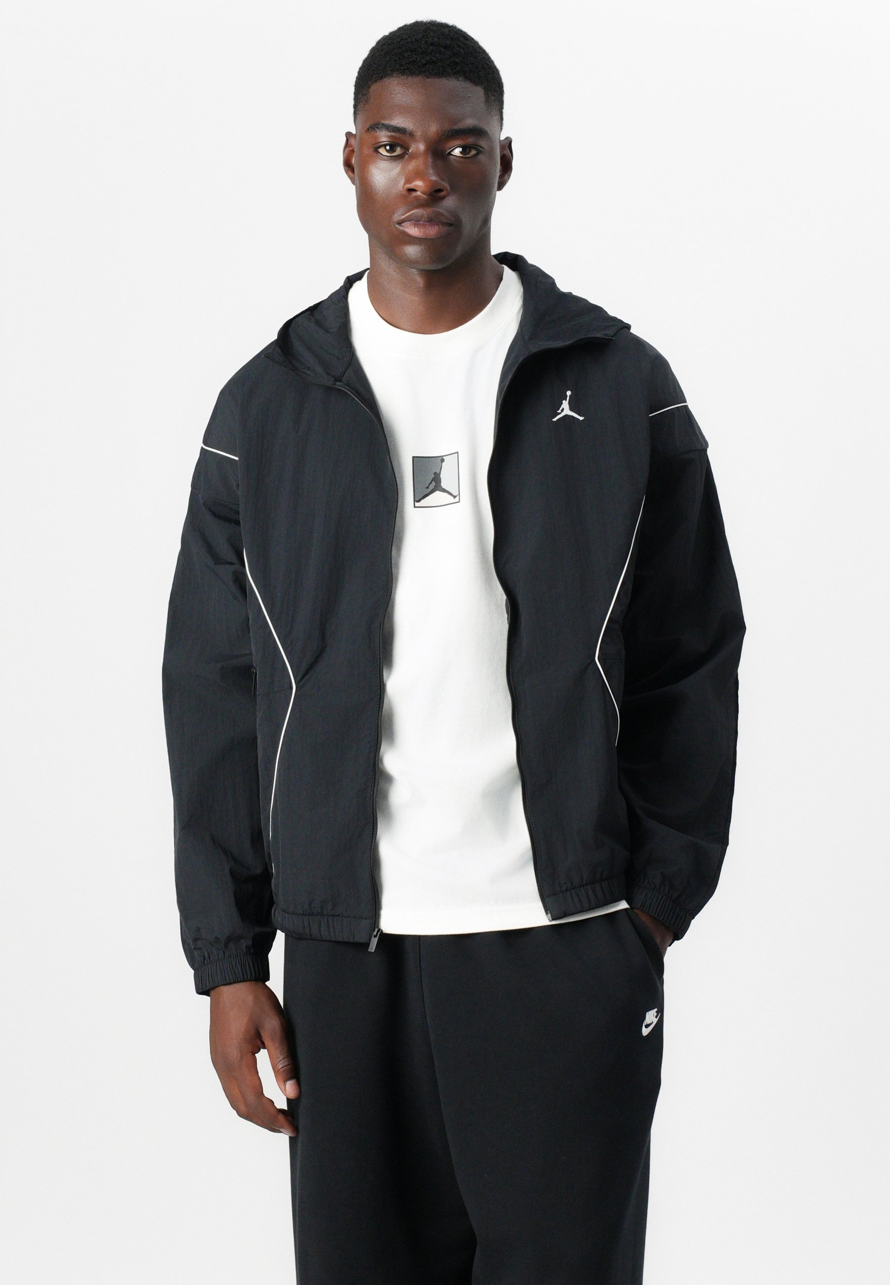 Jordan ブラック ナイロンジャケット L 90s Nike Jordan Jacket (L) – Stocked Vintage