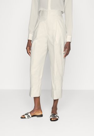 ZEEYA ANKLE FLAT FRONT - Housut - mascarpone cream