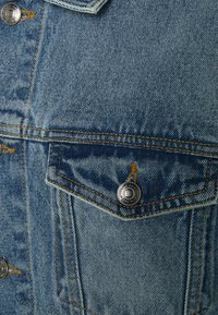 Nerve HARRY JACKET UNISEX - Casaco de ganga - light denim