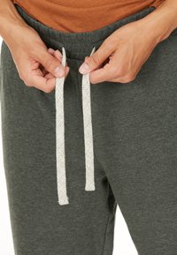 Cruz Träningsbyxor - forest night