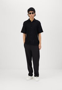 Only & Sons ONSSINUS PANT - Püksid - black