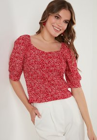 LELA Slim Fit - Palaidinė - red