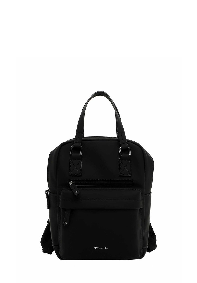 Zaino nero realizzato in materiale sintetico liscio, dotato di doppi manici superiori, spallacci regolabili, una tasca frontale con zip e dettagli con logo.