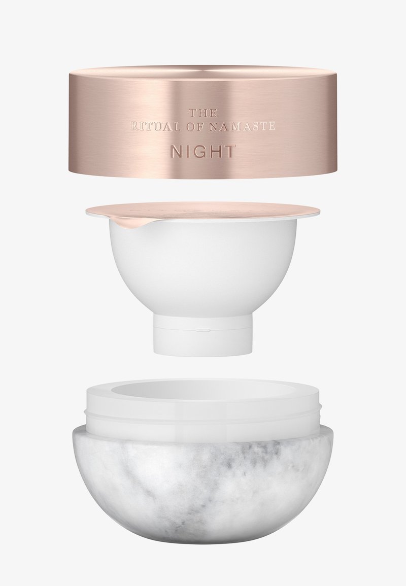 Rituals - GLOW ANTI-AGEING NIGHT CREAM REFILL - THE RITUAL OF NAMASTE - BAKUCHIOL REPAIR COMPLEX - Soin de nuit, Agrandir
