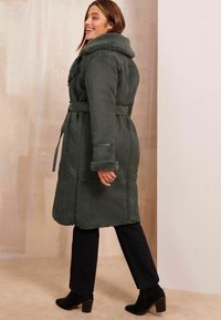 Friends Like These CURVE LONGLINE - REGULAR FIT - Vinterfrakke - grey