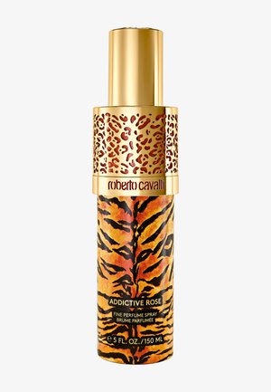 Flacon vaporisateur de parfum avec bouchon doré, motif léopard en haut, rayures de tigre en bas et étiquette "Addictive Rose" par Roberto Cavalli.