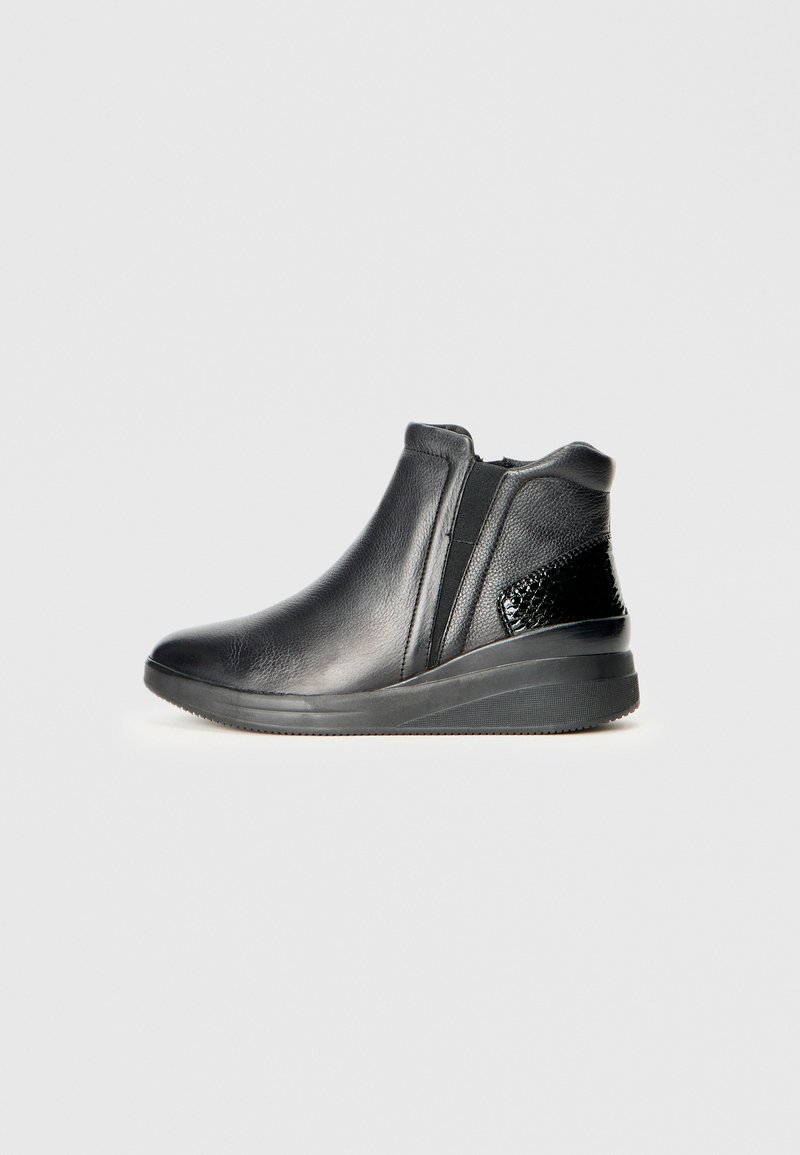 Scholl Wedge Ankle Boots black