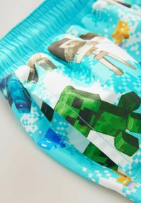 Thumbnail Image 4
