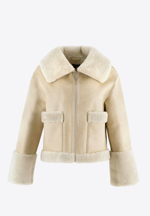 Beige nep-bont gevoerd jack met een brede kraag, een rits aan de voorkant en twee opgestikte zakken. Heeft een zachte textuur en manchetten aan de mouwen.