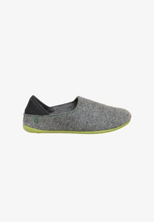 Gray felt slip-on shoes with a black fabric collar and a green rubber sole, featuring a simple design and minimalistic branding.
