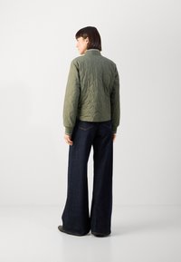 Scotch & Soda REVERSIBLE QUILTED - Giubbotto Bomber - thyme