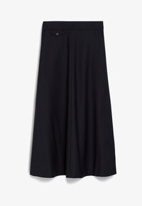 Sélectionné, dark navy