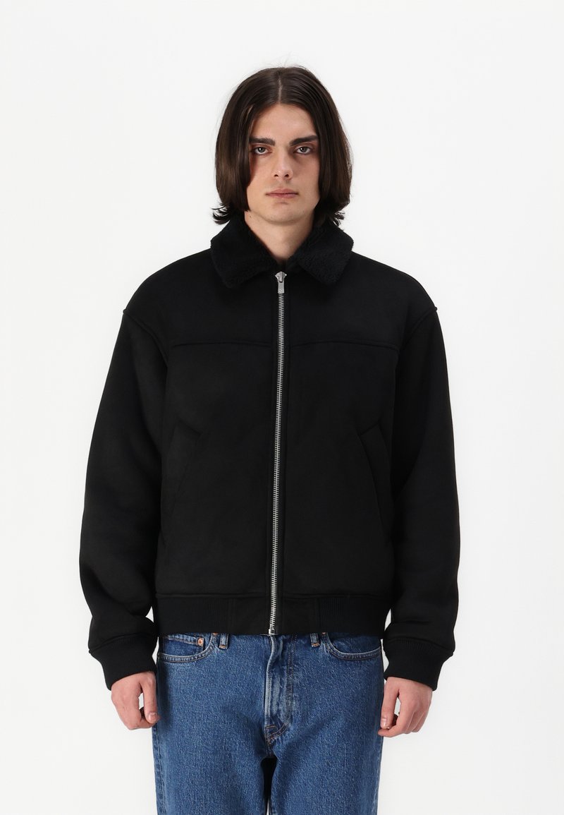 Jack & Jones PREMIUM JPRCCTED JACKET - Dirbtinės odos striukė - black