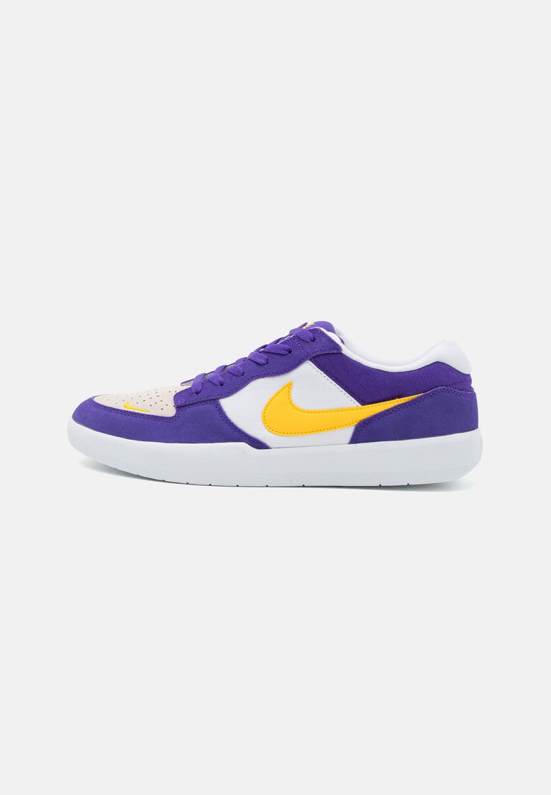 Nike SB FORCE 58 UNISEX - Treniņu apavi - court purple/amarillo/white