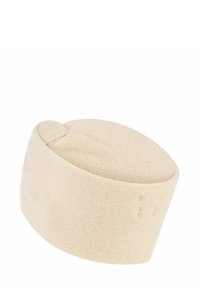 Beige gebreide slaapband met een zachte gepolsterde sectie voor oorcomfort en een reliëflogo aan de zijkant.