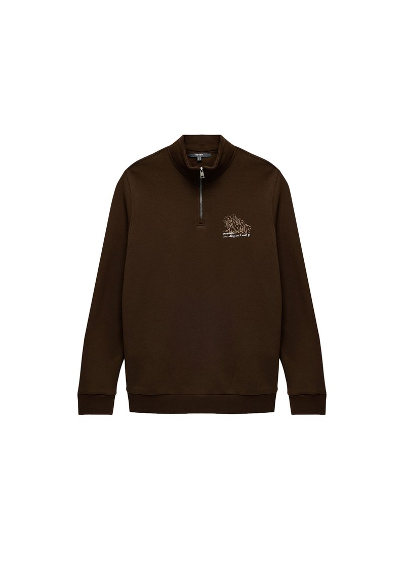 Sudadera de color marrón oscuro con cremallera media en el cuello, puños acanalados y un diseño gráfico en el pecho. Textura de tela suave.