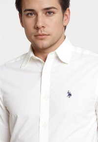 U.S. Polo Assn. LONGSLEEVE - Srajca - weiss