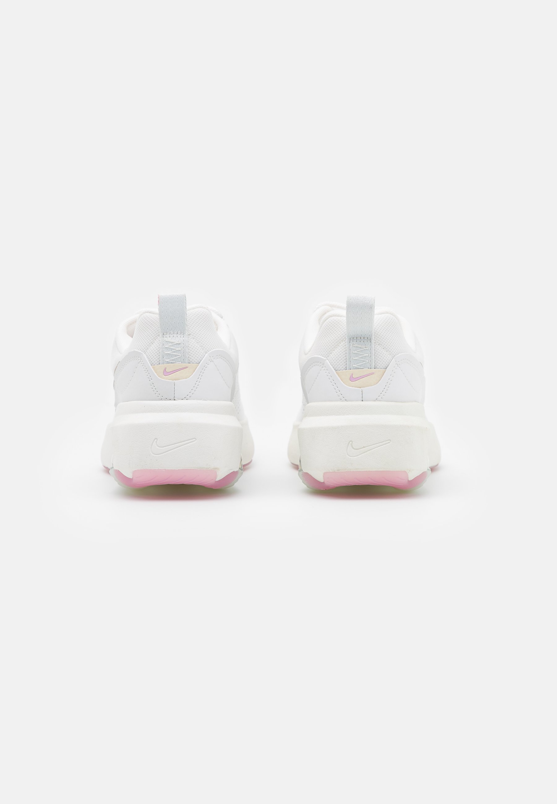 Nike Sportswear AIR MAX VERONA - Sneaker low - summit white/light orewood  brown/fossil/light arctic pink/metallic summit white/offwhite - Zalando.de