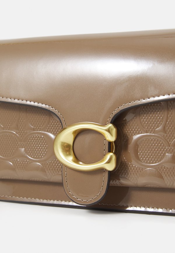 PATENT SIGNATURE TABBY CHAIN - Cross body bag - dark stone3