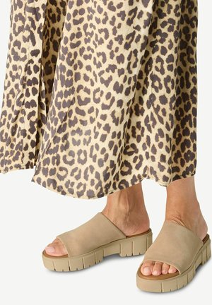 Tamaris Heeled mules - tan suede