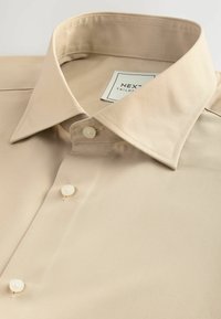 REGULAR FIT  EASY CARE SINGLE CUFF  - Formální košile - neutral brown