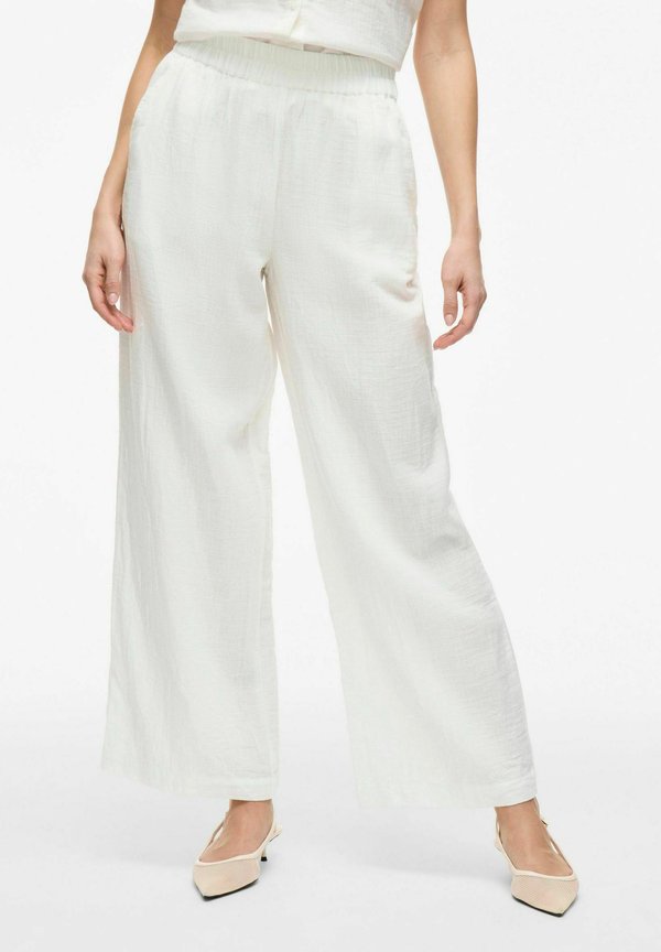 MIT WEITEM BEIN VILANIA HIGH WAIST - Stoffhose