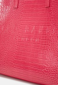Ted Baker LARGE ICON BAG - Velika torba - pink