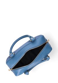 Borsa a tracolla blu in pelle con finitura testurizzata, doppi manici e zip dorata. L'interno presenta una fodera nera. Non ha tasche esterne.