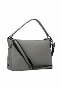 Borsa a tracolla in pelle grigia con trama, manico corto e tracolla nera removibile, forma rettangolare e chiusura con zip nella parte superiore.