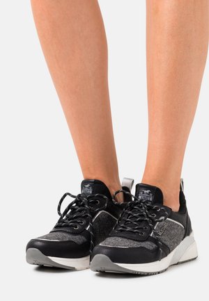 Mustang Sneaker low - schwarz
