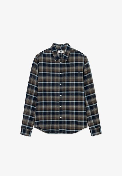 Chemise à manches longues en tartan avec des couleurs bleu, marron et crème. Fermeture à boutons à l'avant, col pointu et fentes sur les côtés du bas. Texture de tissu douce.