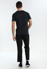 Helly Hansen HH LOGO - Camiseta estampada - navy