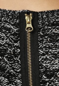 Noisy May Stickad klänning - black