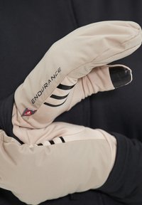Endurance CORBIA - Tumvantar - simply taupe
