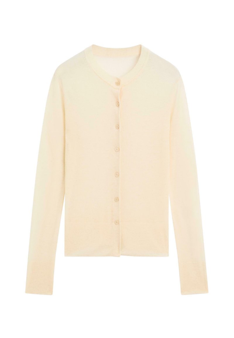 Helle beige Strickjacke aus weichem Material, mit rundem Halsausschnitt, langen Ärmeln und einer Knopfleiste mit sechs Knöpfen.