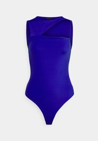 Bodysuit sans manches violet avec un détail découpé à l'épaule et une coupe ajustée, offrant une texture lisse et extensible avec une culotte échancrée.