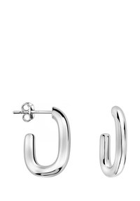 Silverfärgade U-formade hoopörhängen med en polerad yta, som har en bakre stängning med post. Slät textur med en samtida design.