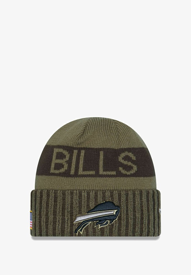 Bonnet en tricot vert olive avec une bande marron foncé comportant le texte "BILLS". Inclut un logo de buffle brodé et un patch de drapeau américain.