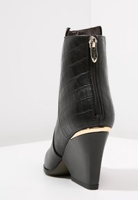 Tamaris Bottines - black