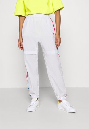 JAPONA ADICOLOR RELAXED TRACK PANTS - Pantalones deportivos - dash grey