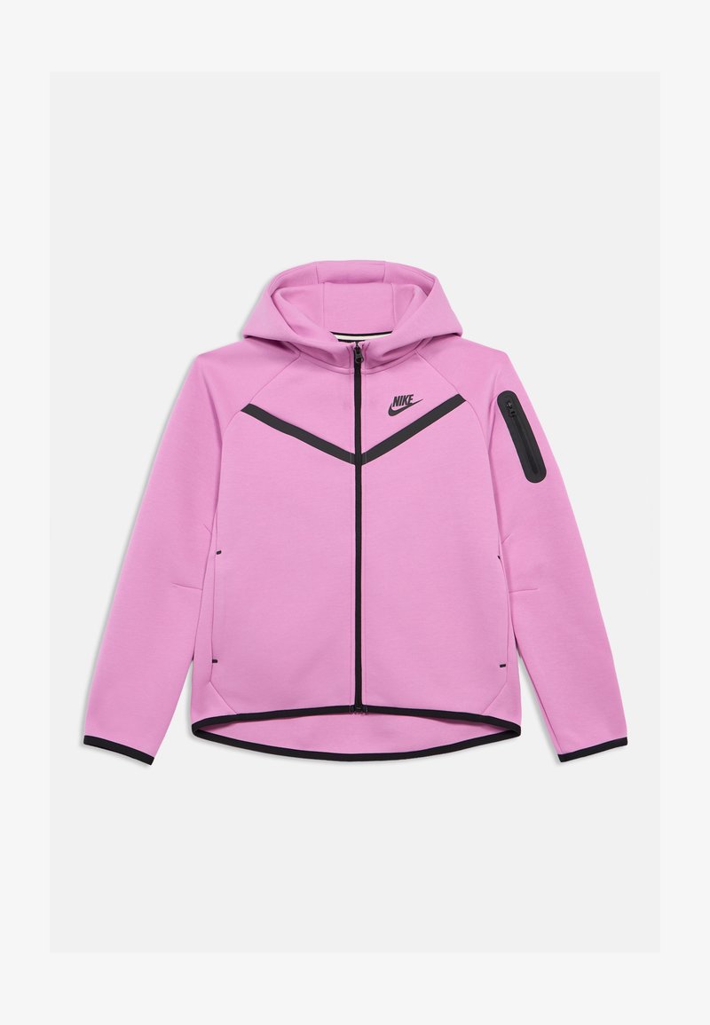 Ροζ φούτερ Nike με φερμουάρ μπροστά, κουκούλα, μαύρες λεπτομέρειες στους ώμους και το τελείωμα, κατασκευασμένο από απαλό, ελαστικό ύφασμα και με εφαρμοστό σχέδιο.