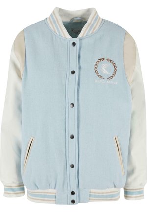 Giacca varsity azzurro chiaro con maniche crema, frontale con bottoni, colletto e polsini a coste, logo ricamato e tasche laterali.